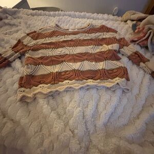 American Eagle Outfitters Brown and Cream Knit Sweater